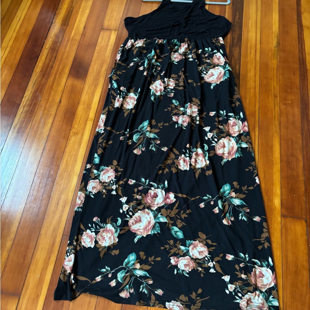 Elegant Black Floral Maxi Dress